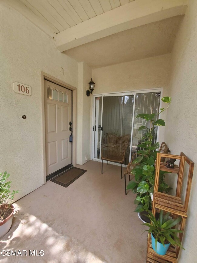 Building Photo - 5780 Freebird Ln