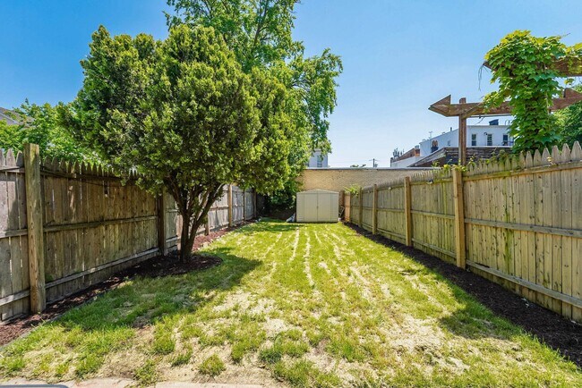 Building Photo - 214 Olean Ave