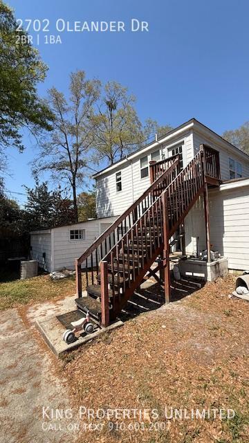 Building Photo - 2702 Oleander Dr