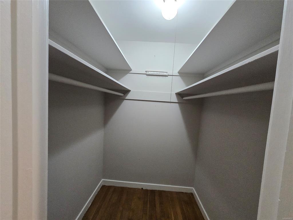 Building Photo - 3733 Wesley Dr