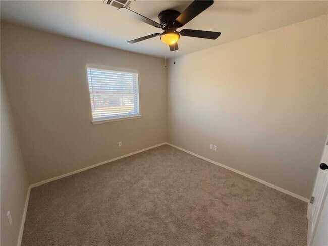 Building Photo - 7028 Elk Canyon Rd