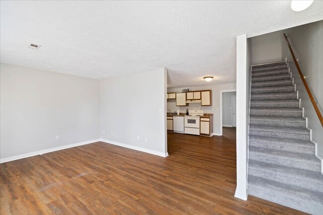 Building Photo - Spacious Home in Prime Blacksburg Location!