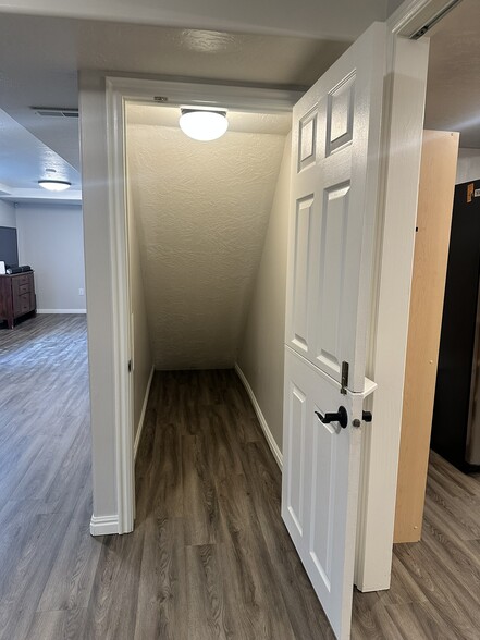 Building Photo - 4919 W 8620 S