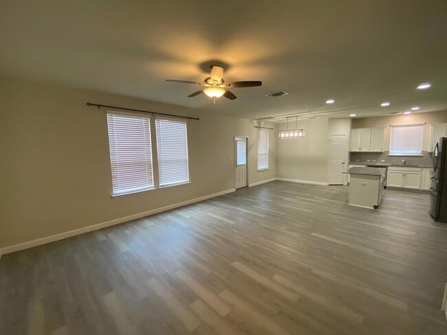 Building Photo - 97 Quarryman Dr