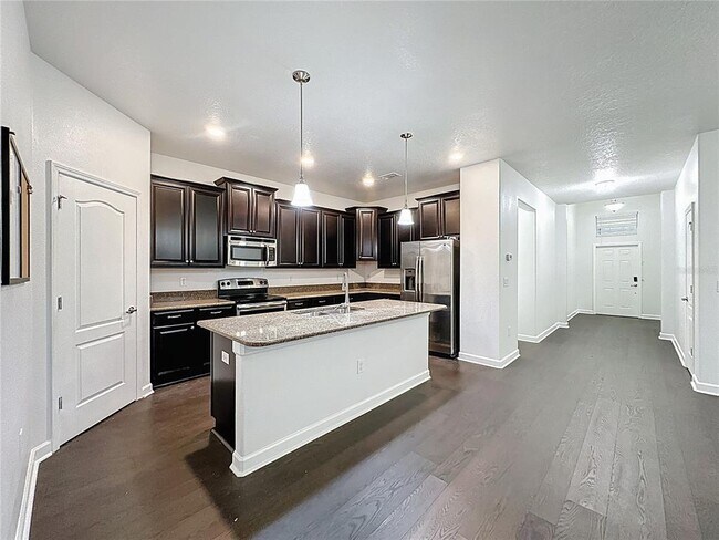 Building Photo - 5218 Cortland Dr
