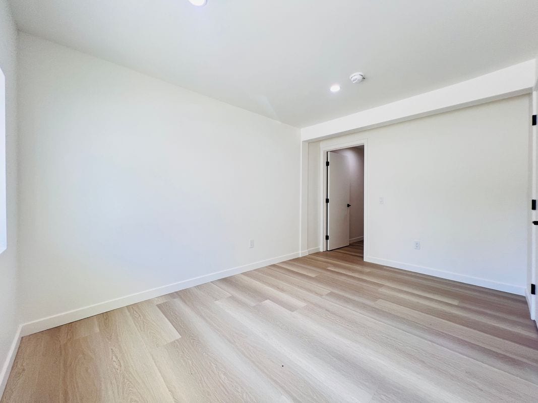 Building Photo - 1817 S Highland Ave