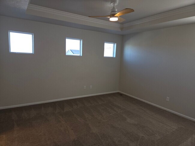 Building Photo - Modern Comfort in a Prime Location – 3 Bed / 2.5 Bath Home in Denver!