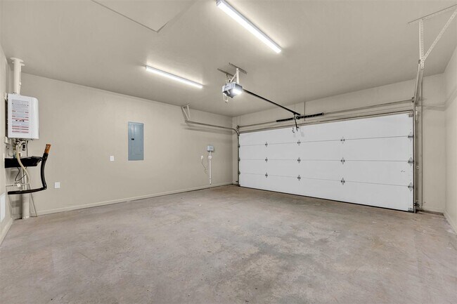 Building Photo - 2608 SW 68th St