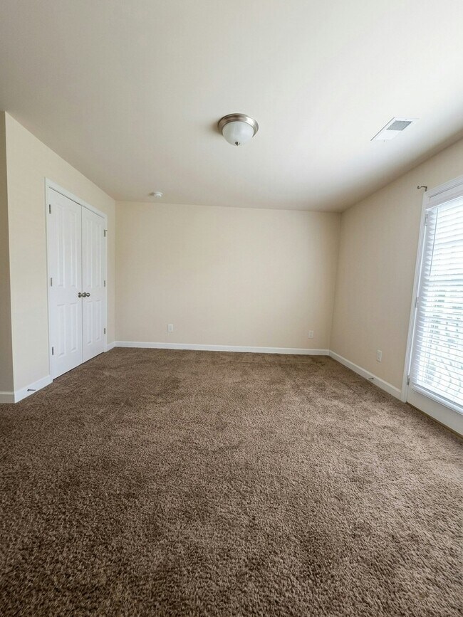 Building Photo - 7055 Jamestown Dr