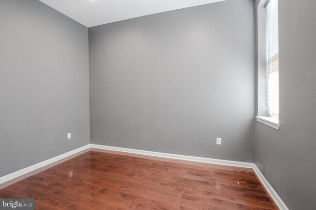 Building Photo - 511 South St