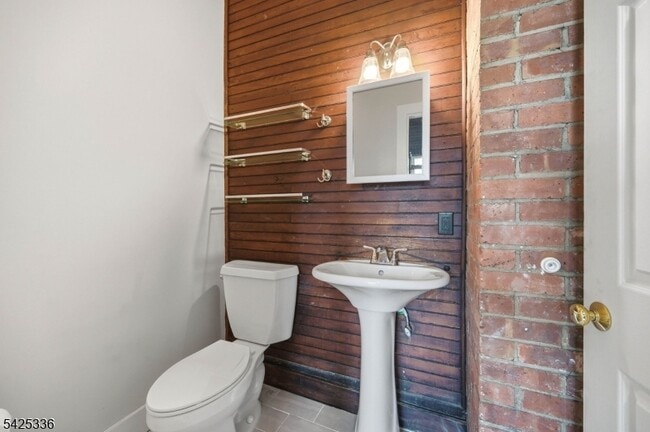 Building Photo - 1 Conklin Ave