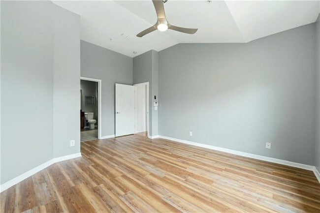 Building Photo - 4805 W Village Way