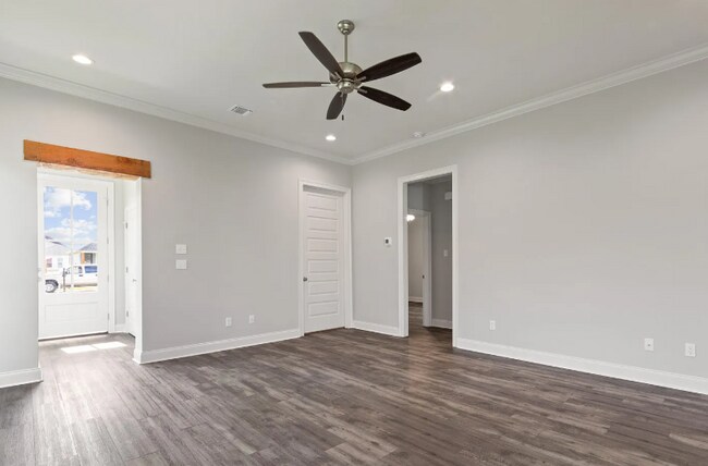 Building Photo - 214 Harton Rd