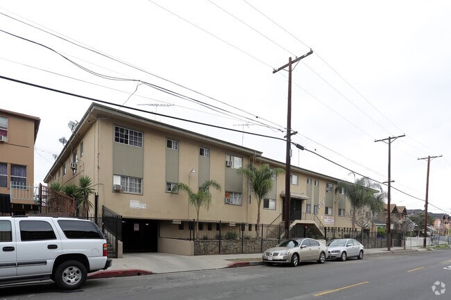 Primary Photo - 2701 San Marino St
