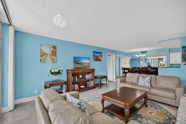 Building Photo - 630 Ocean Dr