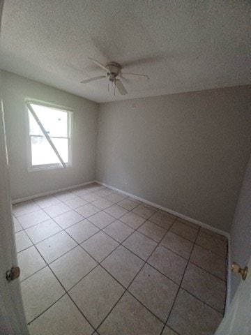 Building Photo - 2727 Deeb Dr