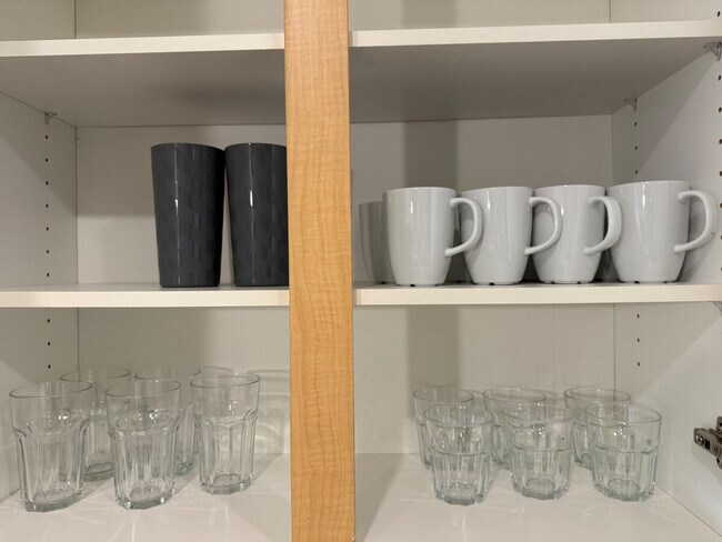 Building Photo - 11011 NE 9th St