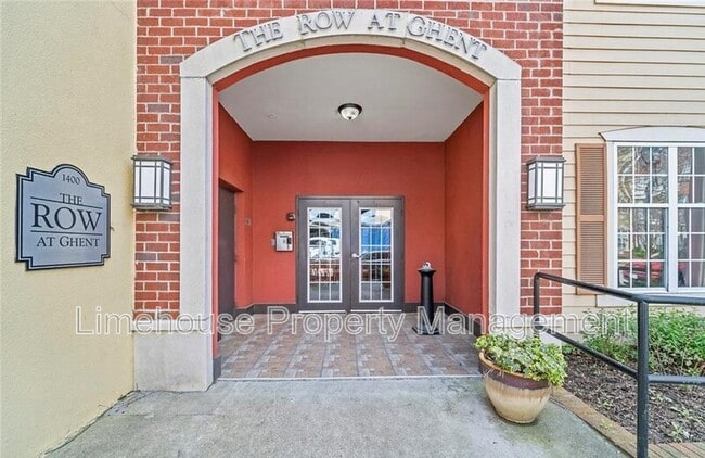 Building Photo - 1400 Granby St