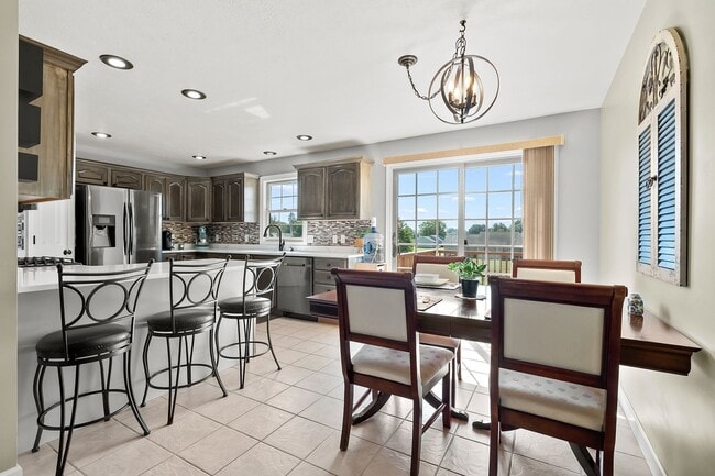 Building Photo - Four bedroom, 3 Bathroom with Bonus Room and Office, ranch style home in Mattawan!