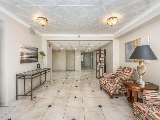 Building Photo - 1460 Gulf Blvd