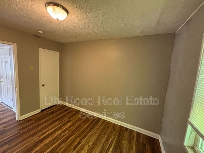 Building Photo - 3121 Gobel Ave
