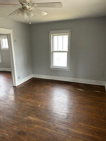 Building Photo - 231 Conklin Ave