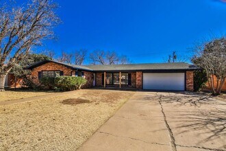 Building Photo - PRE-LEASING: Beautifully Updated 3 Bedroom Home