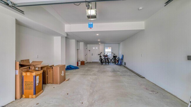 Building Photo - 107 N New Haven Ave