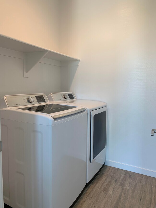 In unit Laundry - 4100 S Pinelake Way
