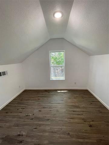 Building Photo - 607 E Monterey St