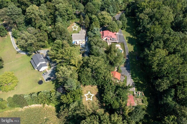 Building Photo - 2510 Davidsonville Rd