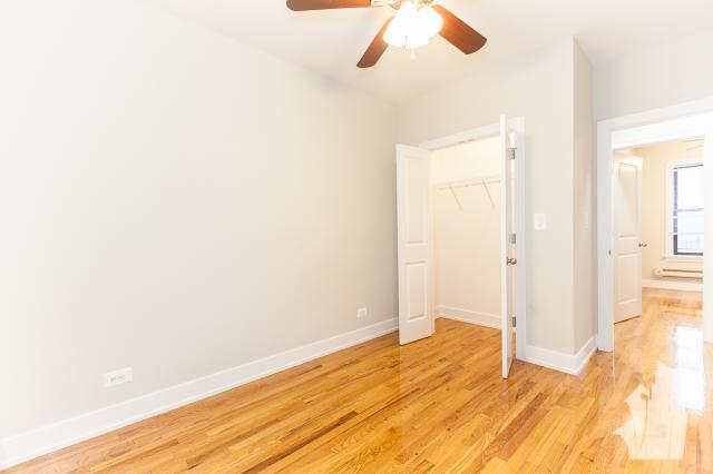 Building Photo - 2 bedroom in Chicago IL 60657