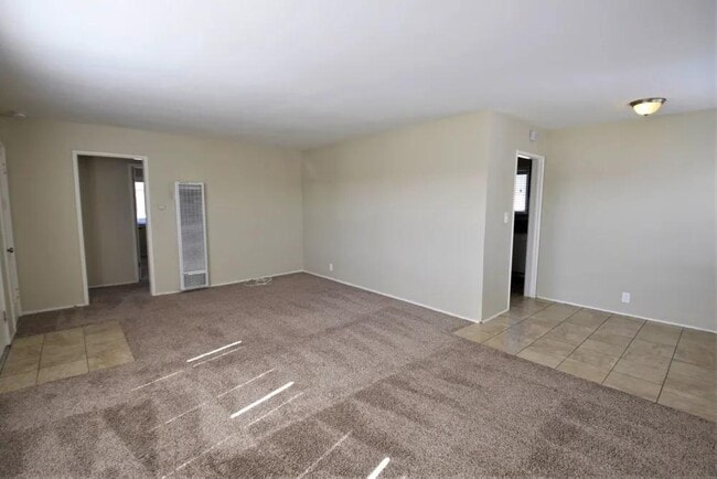 Building Photo - 1629 W 110th St