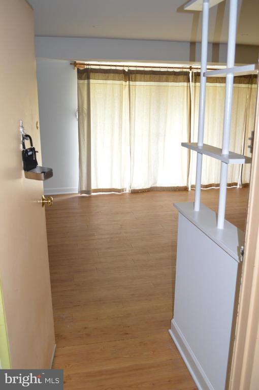 Building Photo - 10026 Fair Wds Dr