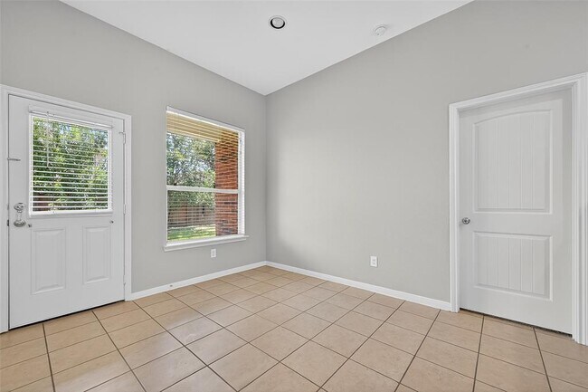 Building Photo - 22551 Stillwater Canyon Ln