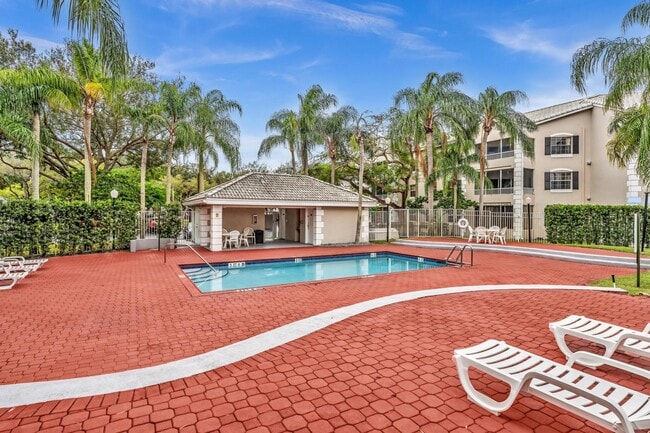 Building Photo - 2881 N Oakland Forest Dr