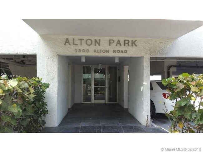 Building Photo - 1300 Alton Rd