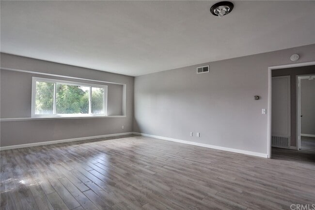 Building Photo - 16862 Coach Ln