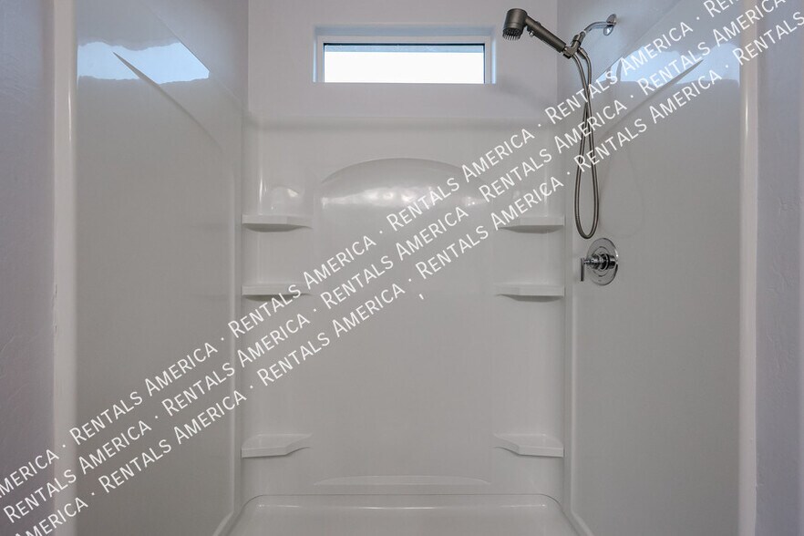 Building Photo - 36472 W San Capistrano Ave