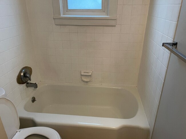 Building Photo - ***Half Off Move In Special***