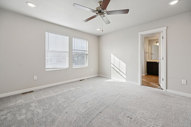 Building Photo - 8278 Turtle Lk Wy