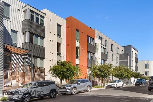 Building Photo - 50 Jerrold Ave