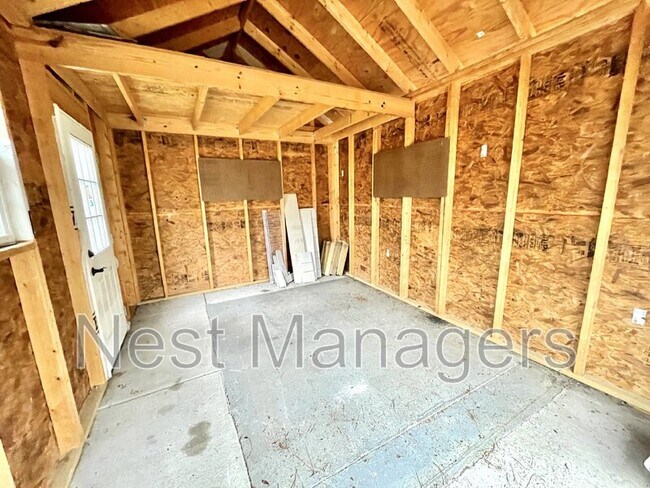 Building Photo - 1430 Pine Valley Loop