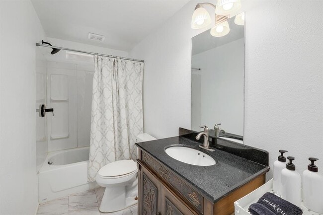 Building Photo - 17311 Whippoorwill Trail