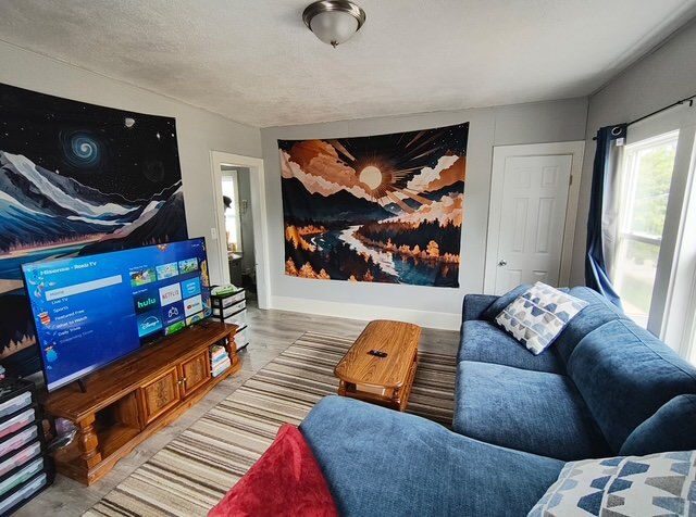 Building Photo - 617 N Appleton St