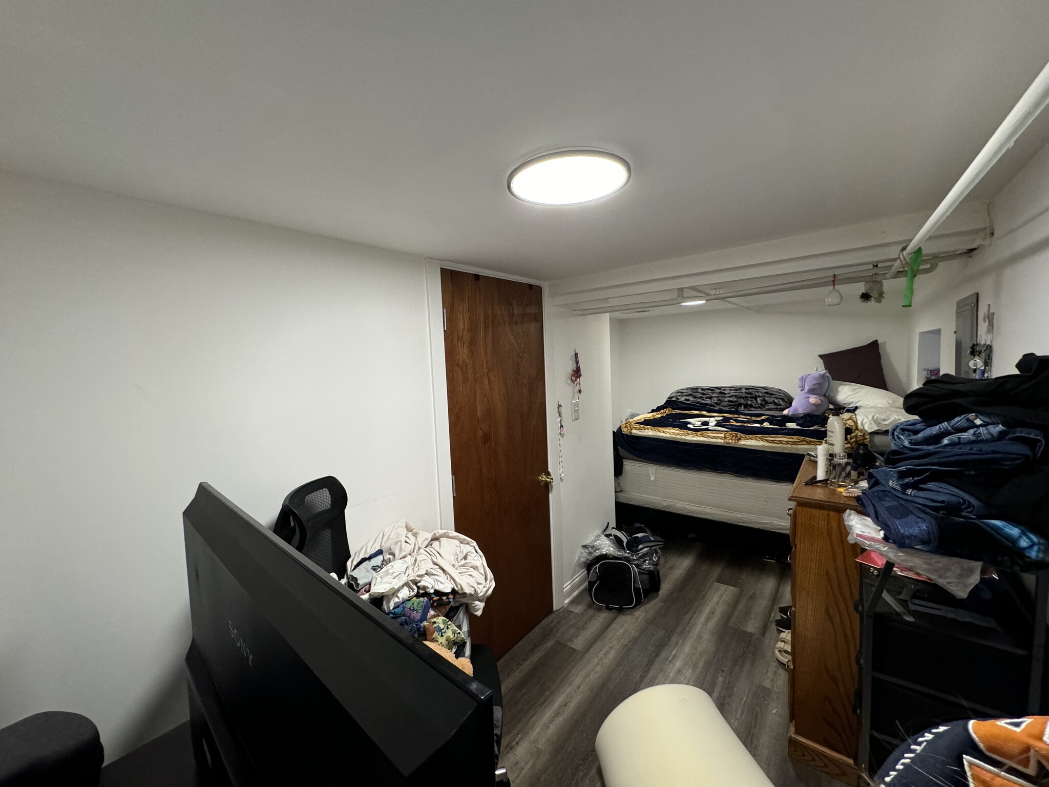 Bedroom 1 - 5524 N Mont Clare Ave