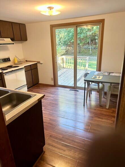 Building Photo - 2648 Werner St