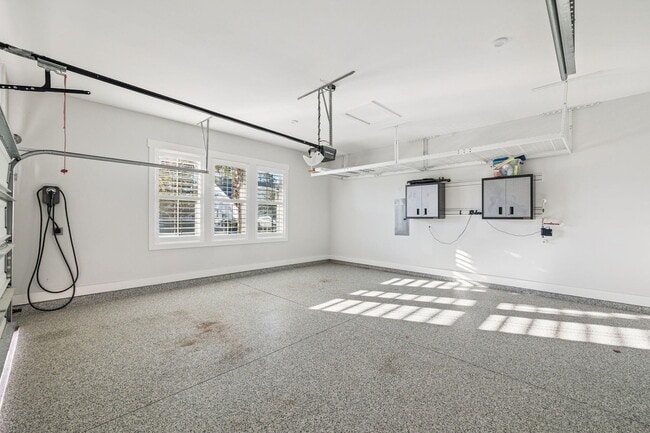 Building Photo - 56 River Rise Wy