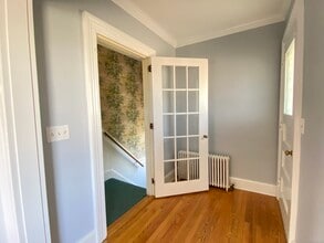 Building Photo - 171 Albert St