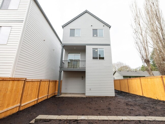 Building Photo - 9389 SW Eunice Ln